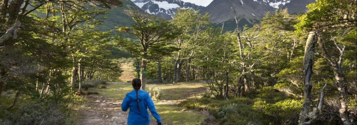 ¿Cómo vestir en Tierra del Fuego para hacer senderismo?